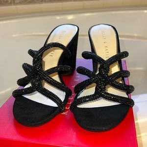 New,  Kelly & Katie black Jadzia dress sandal,  2” heel,  size 7